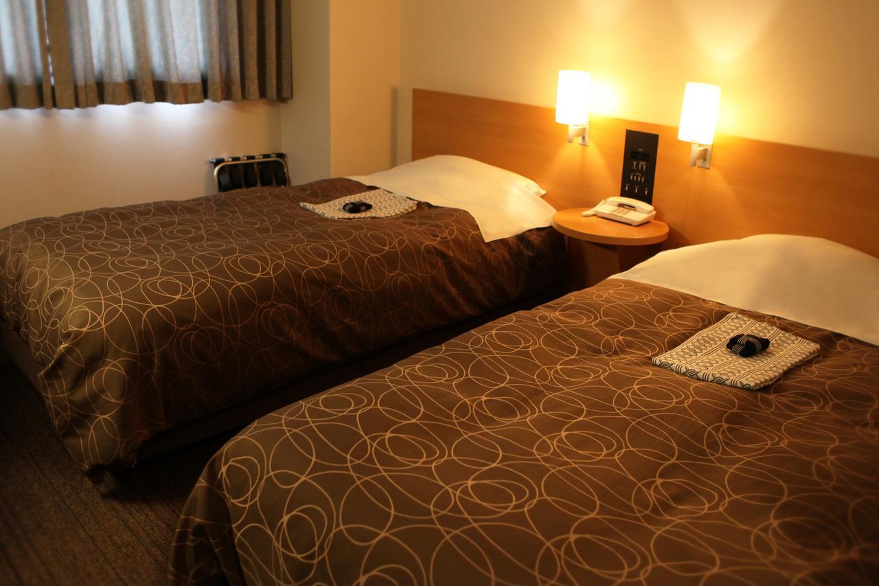 Hotel Ohta Ozu  Zewnętrze zdjęcie