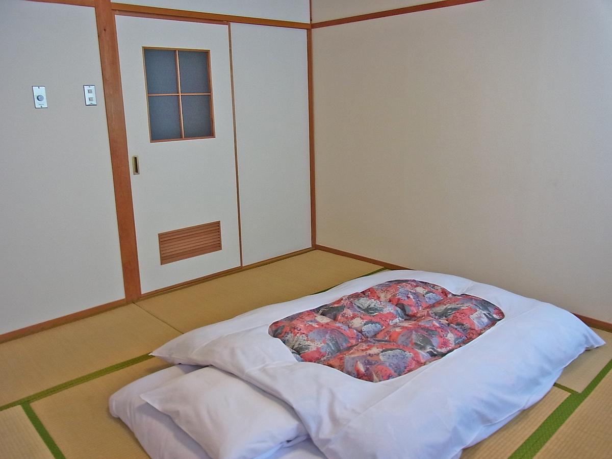 Hotel Ohta Ozu  Zewnętrze zdjęcie